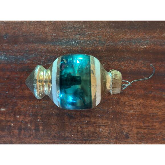 Vintage Mercury Glass Concave Christmas Ornaments in Blue Set of 2 - Picture 12 of 12